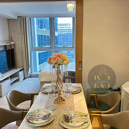 Luxurious & Elegant Unit In Parksuites Bgc