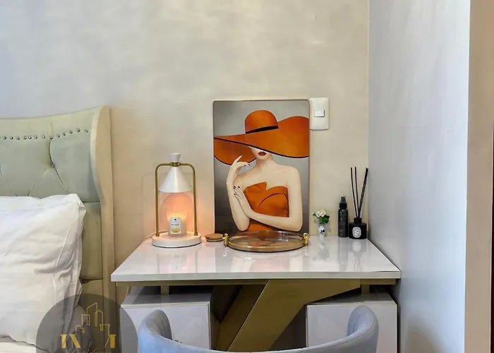 Luxurious & Elegant Unit In Parksuites Bgc 4* Manila
