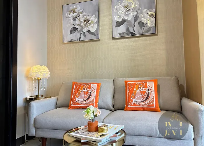 Aparthotel Luxurious & Elegant Unit In Parksuites Bgc