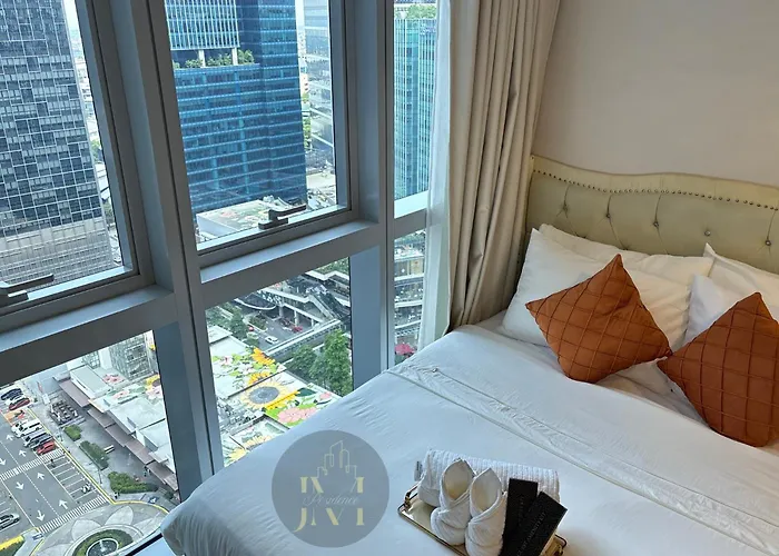 Aparthotel Luxurious & Elegant Unit In Parksuites Bgc Manila